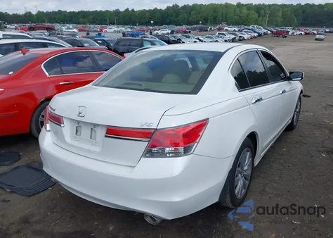 2011 Honda Accord 3.5 Ex-L из США, поврежденный, VIN 1HGCP3F8XBA010136